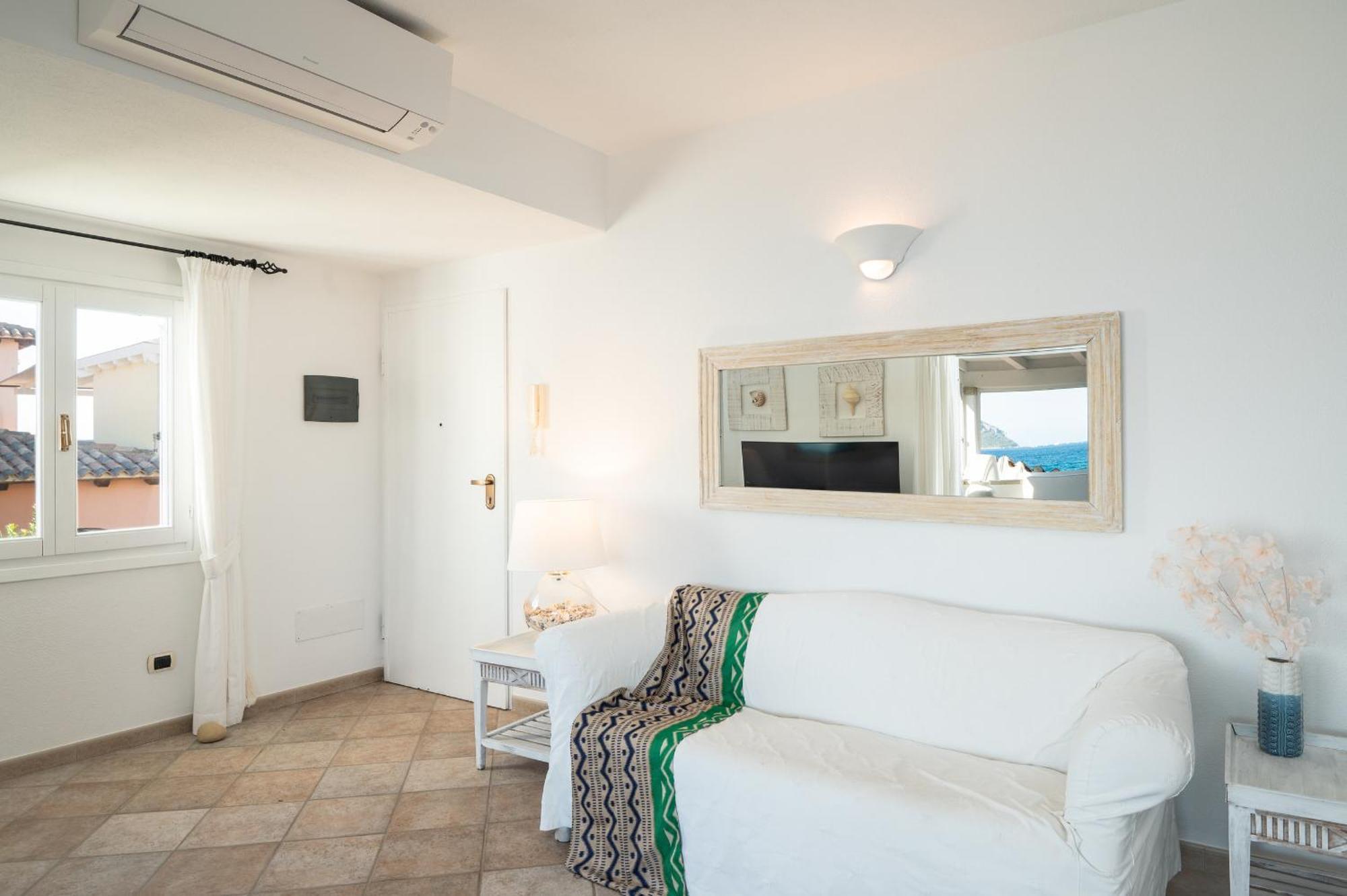 S'Abba Seafront Apartments - Your House In Sardinia Golfo Aranci Exterior foto