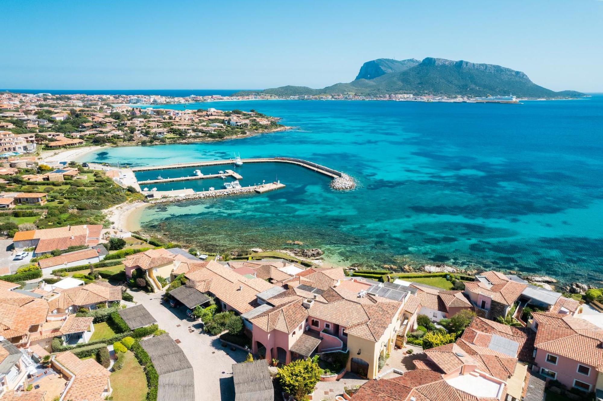 S'Abba Seafront Apartments - Your House In Sardinia Golfo Aranci Exterior foto